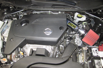 Engine Bay with AEM Nissan Altima Air Intake