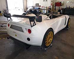 The Factory Five 818R and 818S takes the front-engine all-wheel-drive platform from a donor Subaru WRX and transplants it into a light weight mid-engine rear-wheel-drive roadster