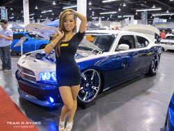This custom 2006 Dodge Charger R/T is quite the show car
