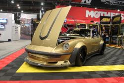 Forsberg Z in the AEM booth at the 2016 SEMA show